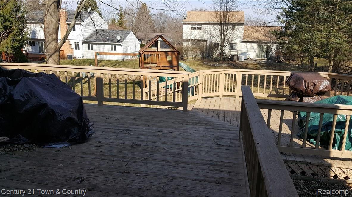Two Tiered Deck