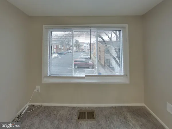 $1,849 | 9616 Brassie Way, Gaithersburg, MD 20886