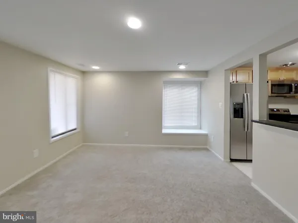 $1,849 | 9616 Brassie Way, Gaithersburg, MD 20886