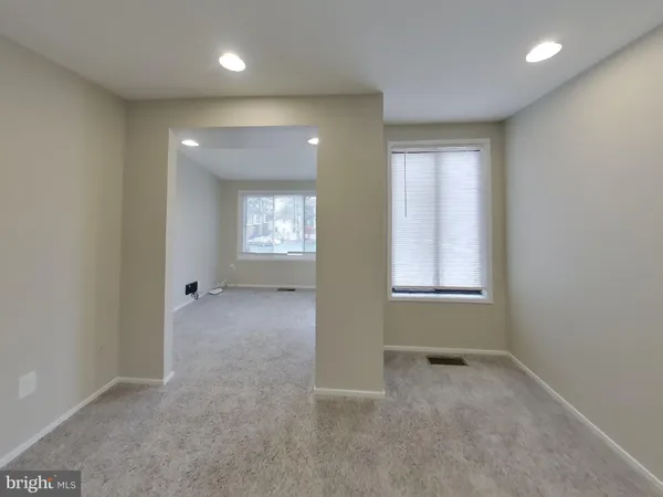 $1,849 | 9616 Brassie Way, Gaithersburg, MD 20886