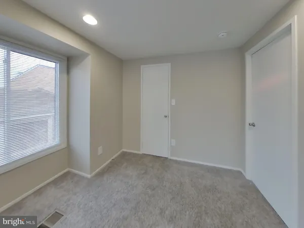 $1,849 | 9616 Brassie Way, Gaithersburg, MD 20886