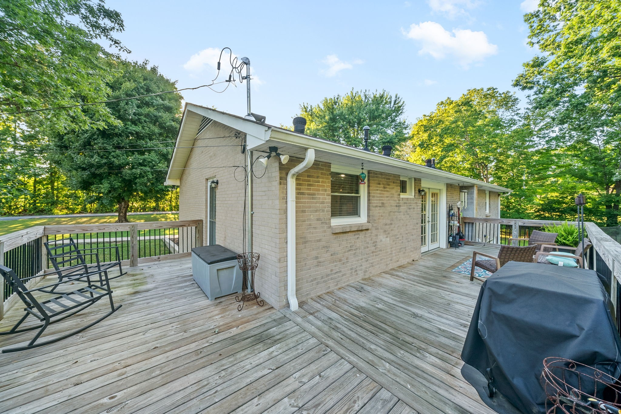 1001 Issac Clifton Road Chapmansboro, TN 37035 - Photo 42 of 47 a backyard of a house with seating space