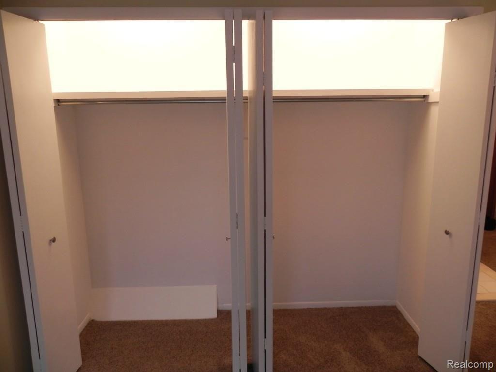 23175 Farmington Road Farmington, MI 48336 - Photo 26 of 31 Bedroom 2 w/double closets