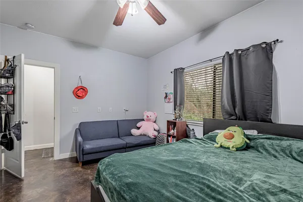 $1,500 | 3122 Molly, Huntsville, TX 77340