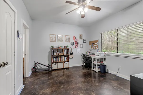 $1,500 | 3122 Molly, Huntsville, TX 77340