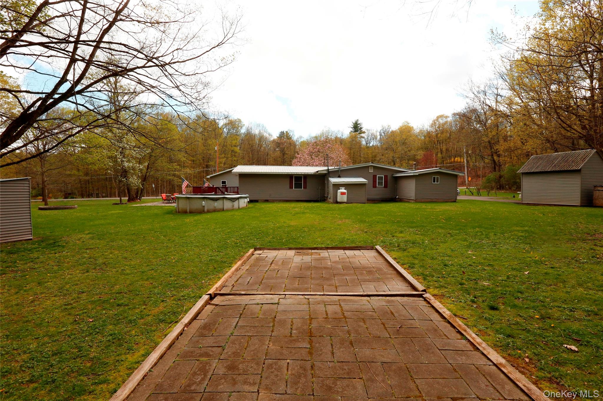650 Granite Road Kerhonkson, NY 12446 - Photo 32 of 38 a view of yard with large trees