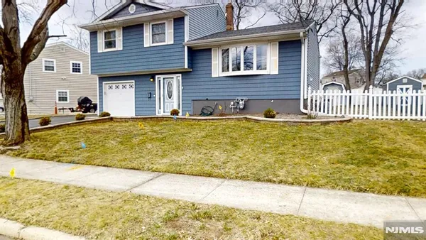 $699,900 | 13 Moryan Road, Edison, NJ 08817