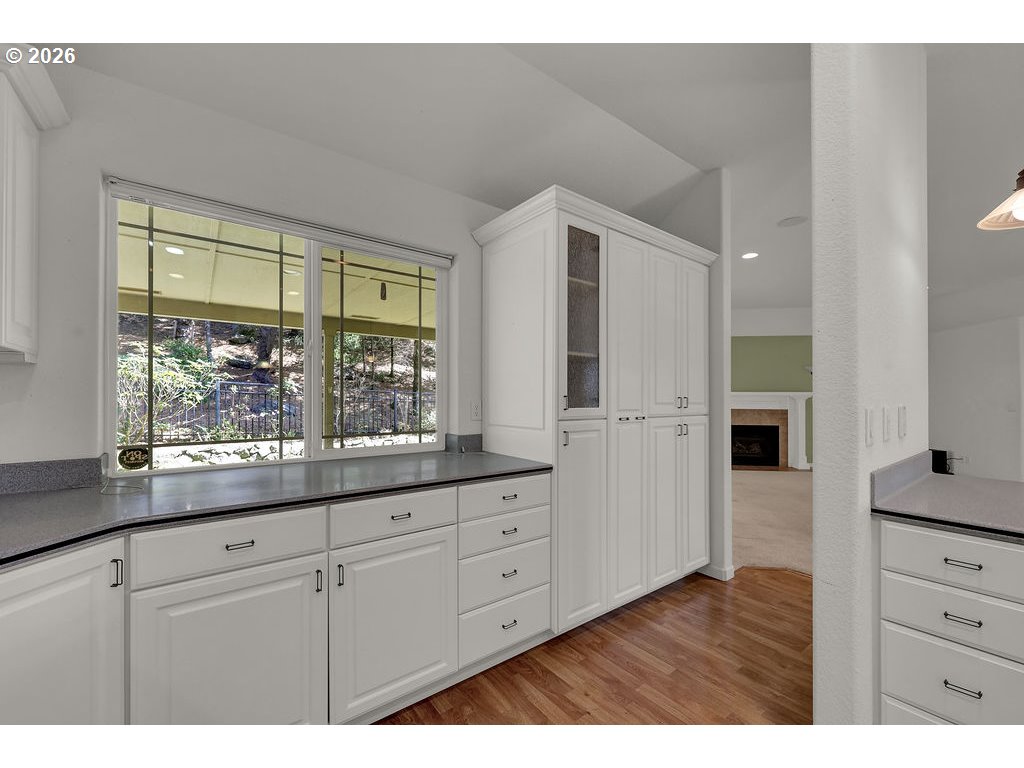 2545 Willow Ridge Court Florence, OR 97439 - Photo 16 of 41 Kitchen