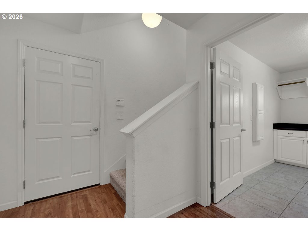 2545 Willow Ridge Court Florence, OR 97439 - Photo 34 of 41 Hallway