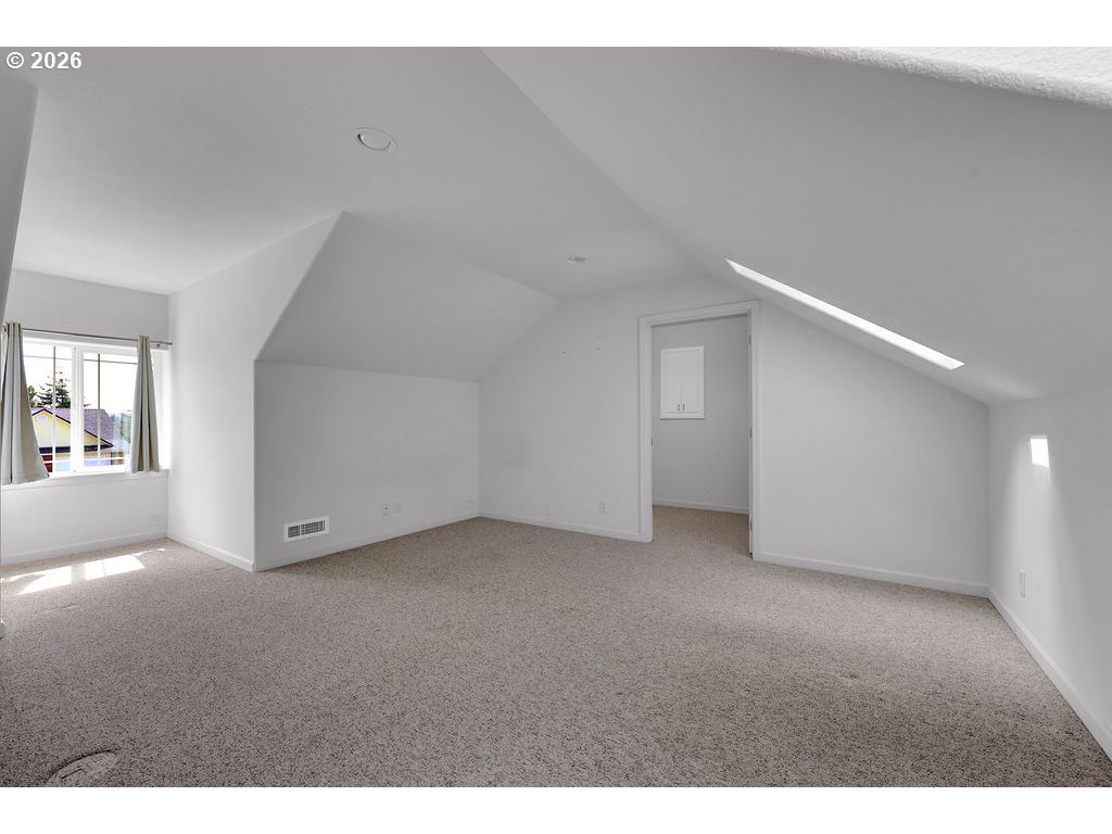 2545 Willow Ridge Court Florence, OR 97439 - Photo 36 of 41 Bedroom