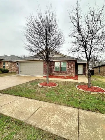 $1,800 | 604 Meadow Wood Lane, Princeton, TX 75407