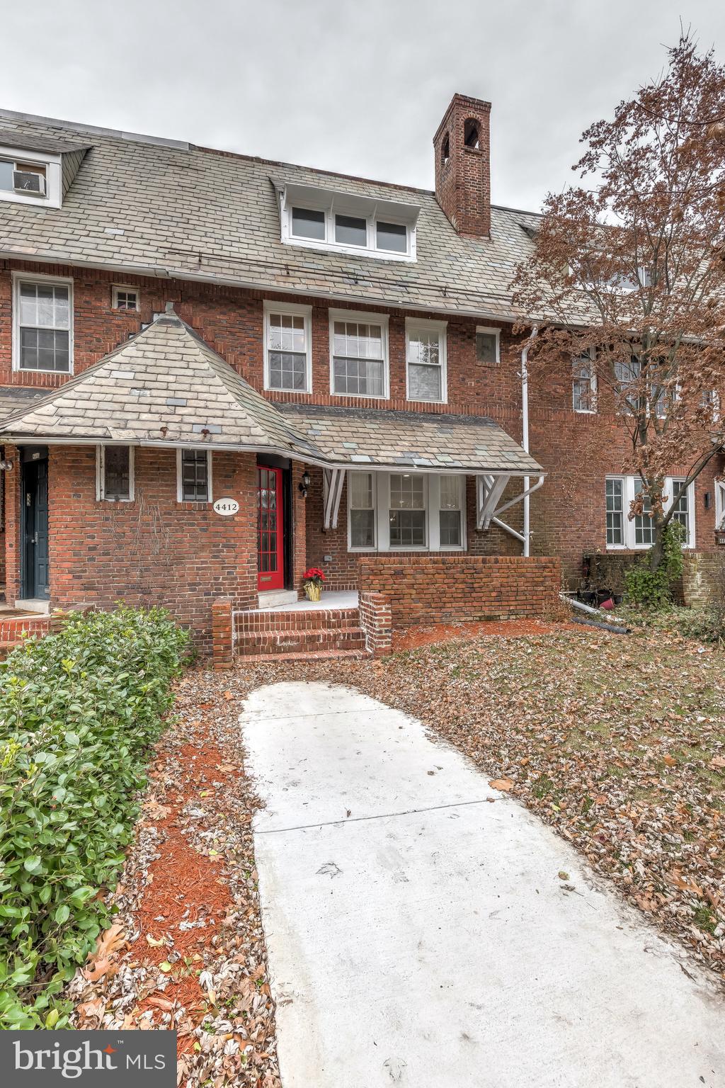 4412 Roland Avenue Baltimore, MD 21210 - Photo 1 of 45