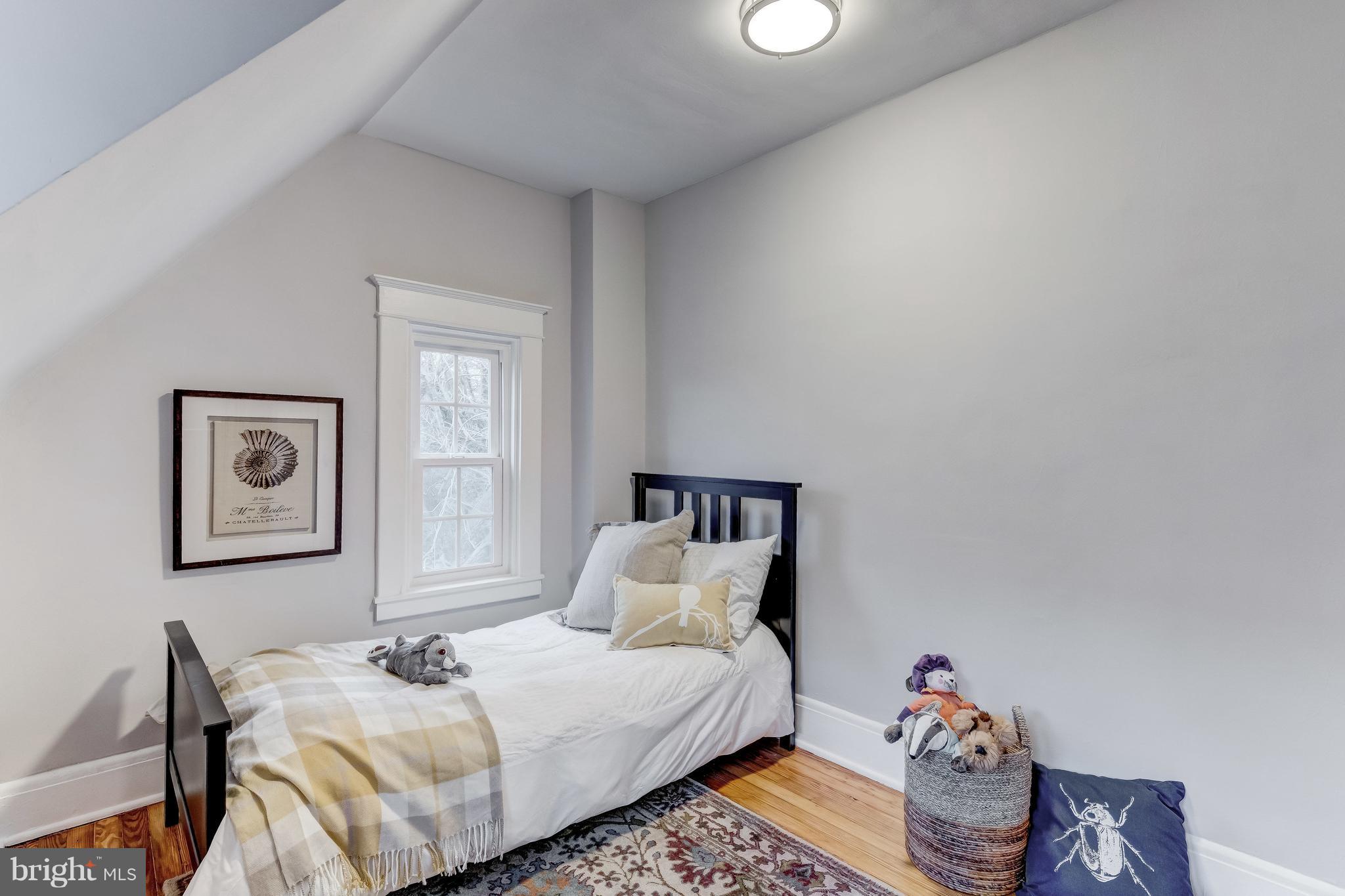4412 Roland Avenue Baltimore, MD 21210 - Photo 18 of 45
