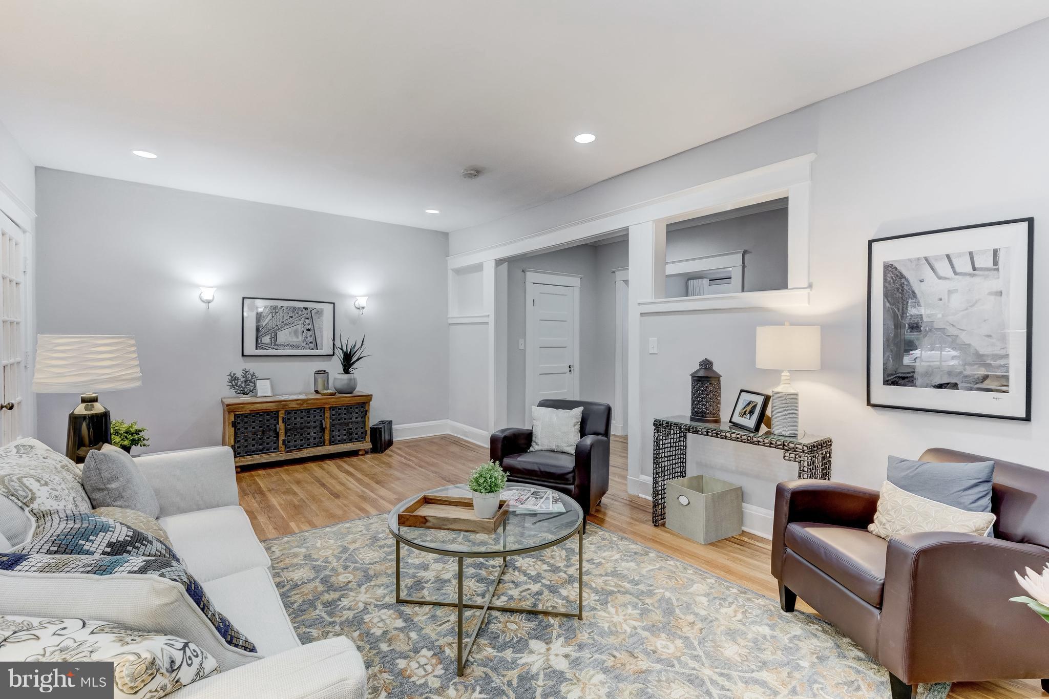 4412 Roland Avenue Baltimore, MD 21210 - Photo 6 of 45