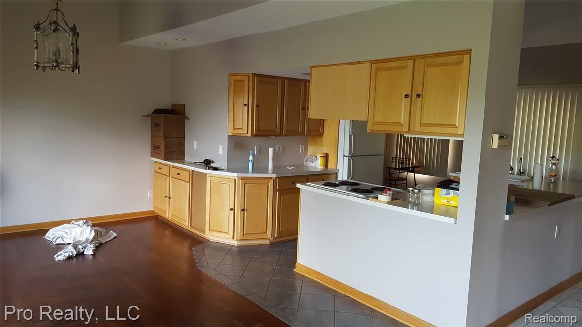 11872 Byron Road Howell, MI 48855 - Photo 12 of 35 20160918_151955.jpg