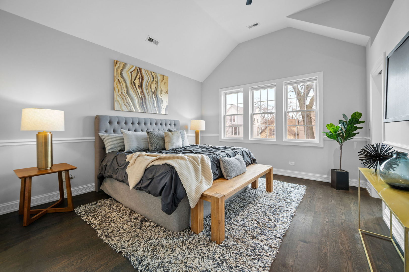 1938 North Ridgeway Avenue Chicago, IL 60647 - Photo 21 of 46