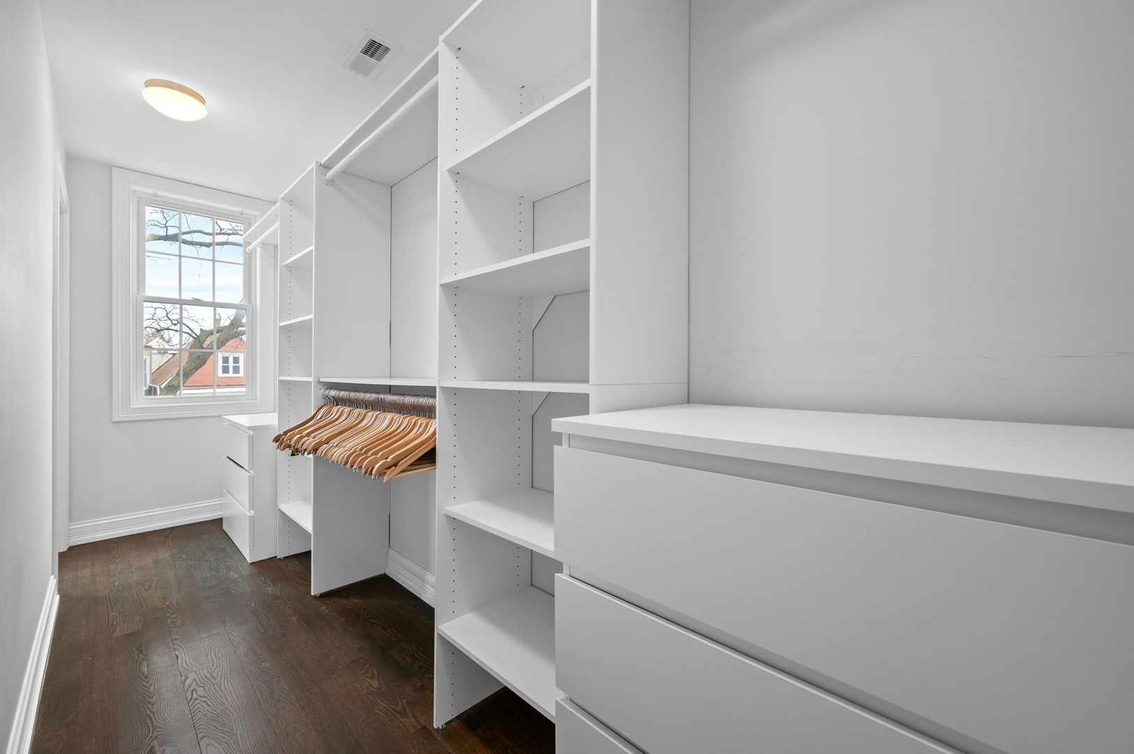 1938 North Ridgeway Avenue Chicago, IL 60647 - Photo 23 of 46