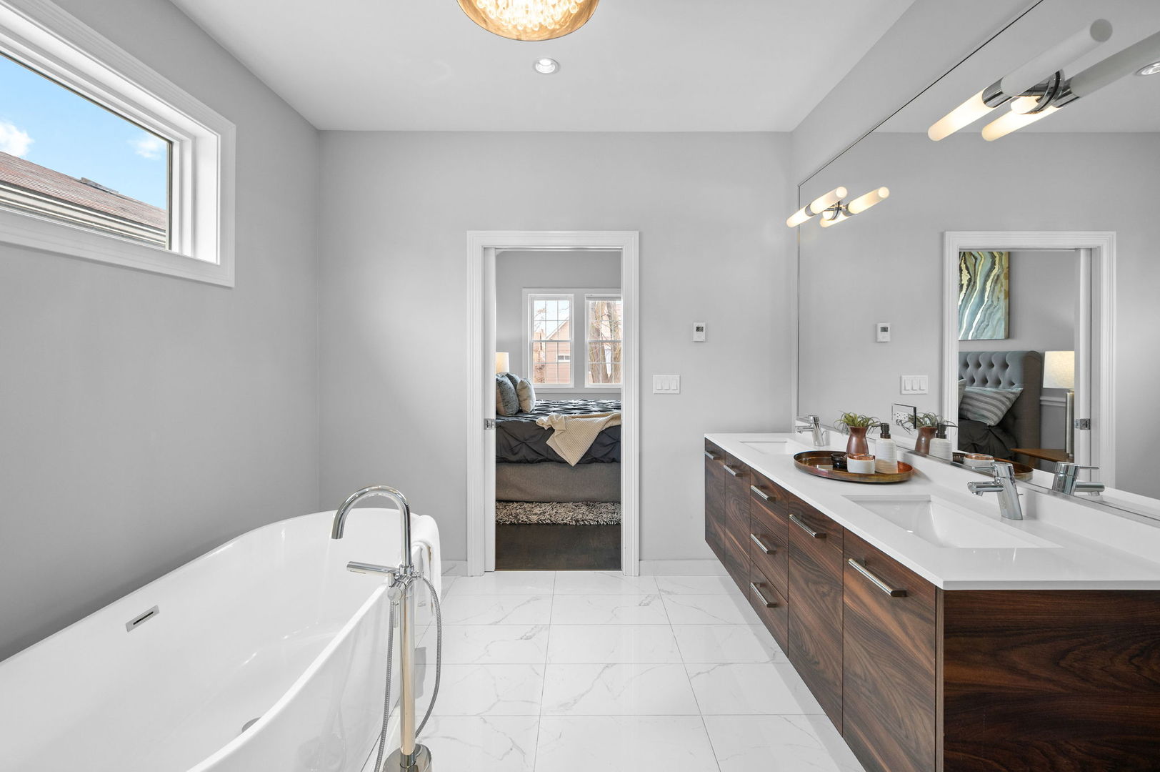 1938 North Ridgeway Avenue Chicago, IL 60647 - Photo 26 of 46