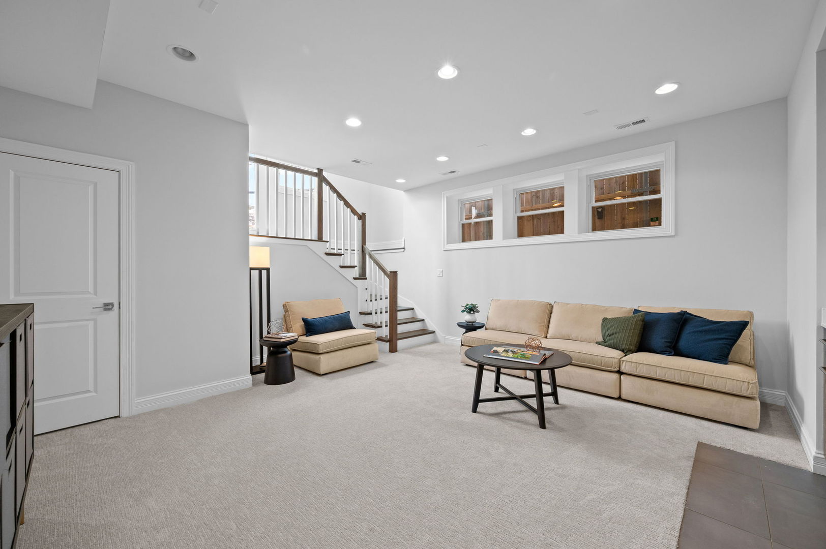 1938 North Ridgeway Avenue Chicago, IL 60647 - Photo 33 of 46