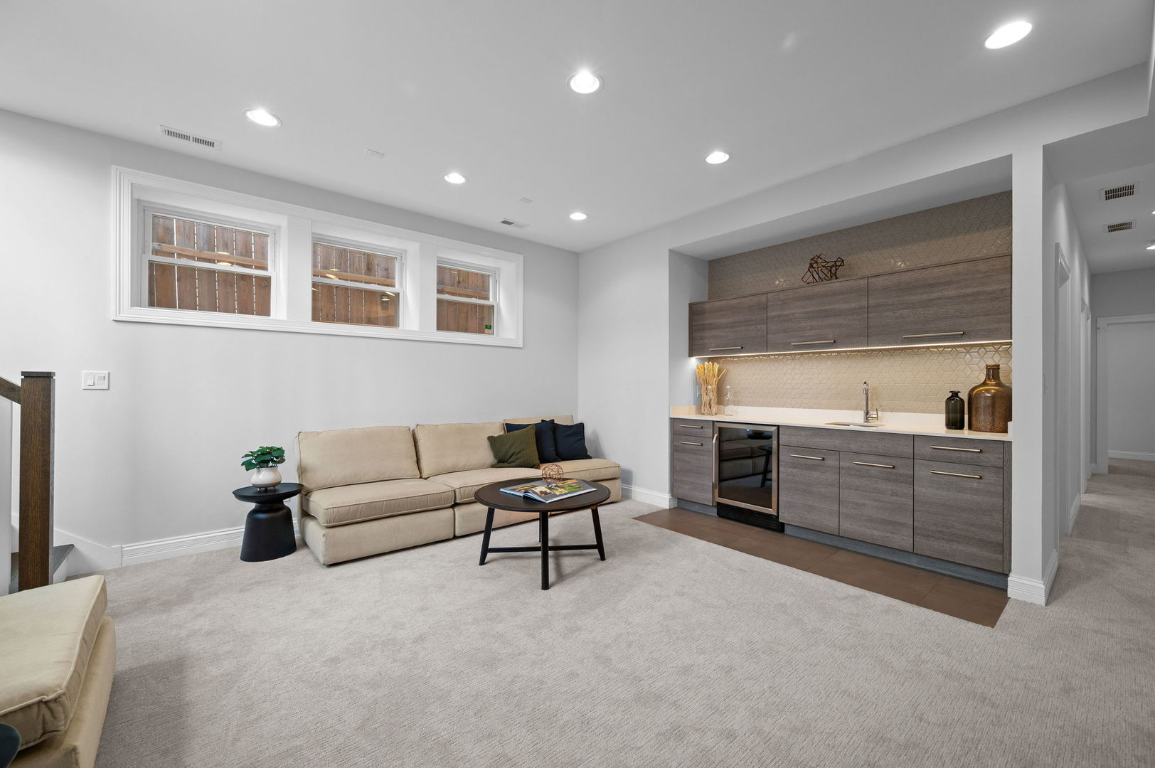 1938 North Ridgeway Avenue Chicago, IL 60647 - Photo 35 of 46