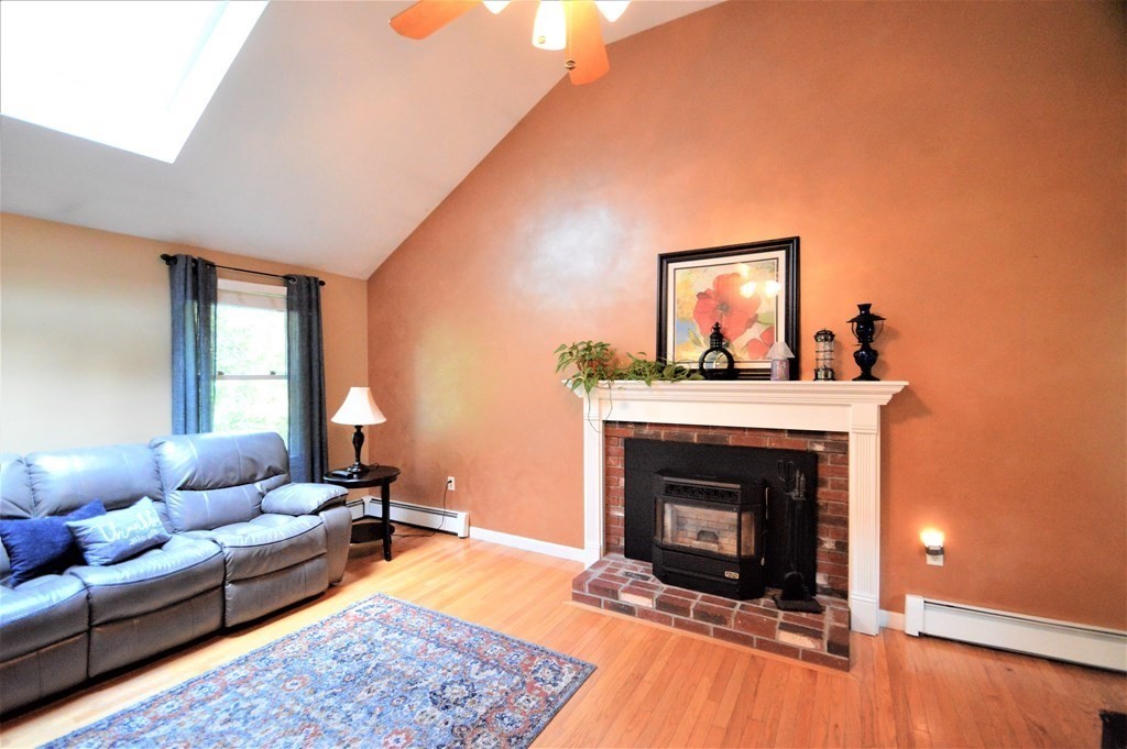 3 Francis Road Hopedale, MA 01747 - Photo 3 of 42 Gallery Image 3