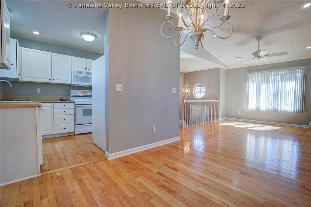 1 Grapevine Street Winfield, WV 25213 - Photo 7 of 30 Gallery Image 7