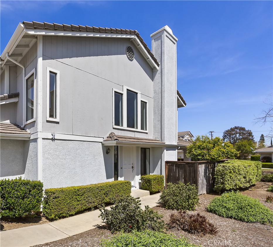 9259 North Rancho Park Circle Rancho Cucamonga, CA 91730 - Photo 1 of 1