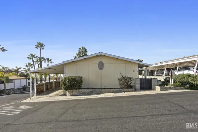 a view of a house with a outdoor space