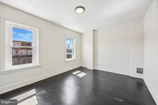 $100,000 | 2706 West 7th Street, Chester, PA 19013