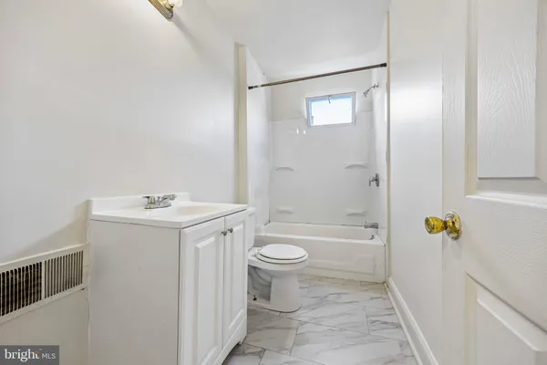 $100,000 | 2706 West 7th Street, Chester, PA 19013