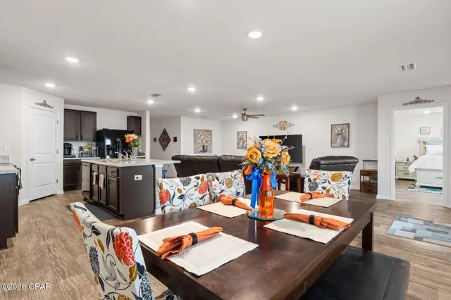 $300,000 | 212 Red Bay Road, Panama City, FL 32404