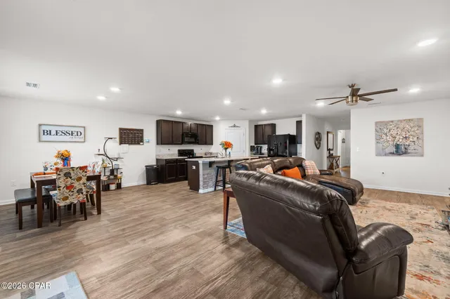 $300,000 | 212 Red Bay Road, Panama City, FL 32404