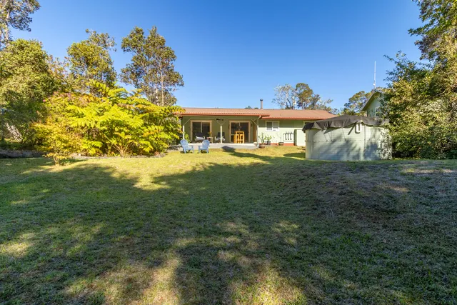a view of a house with a big yard