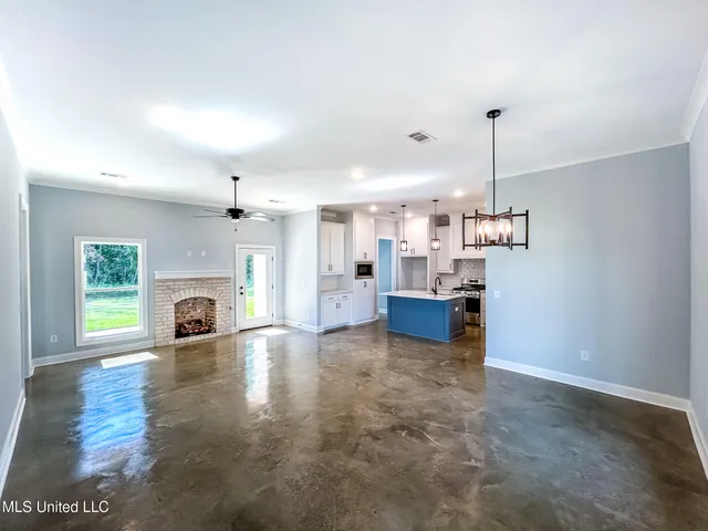 $290,000 | 960 Riverside Lane, Pearl, MS 39208