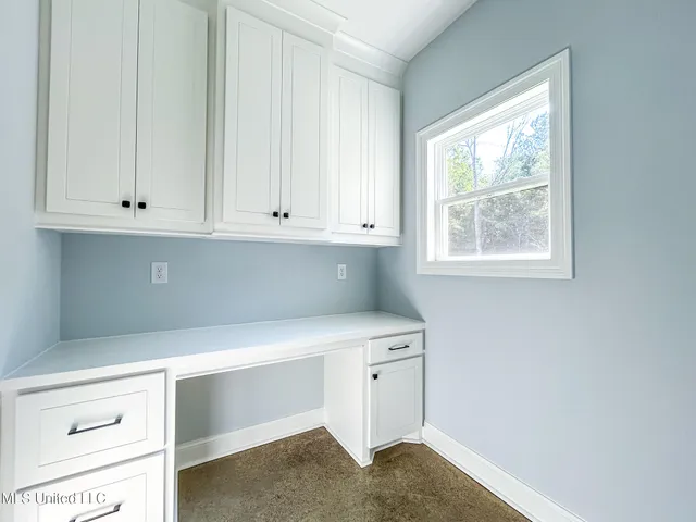 $290,000 | 960 Riverside Lane, Pearl, MS 39208