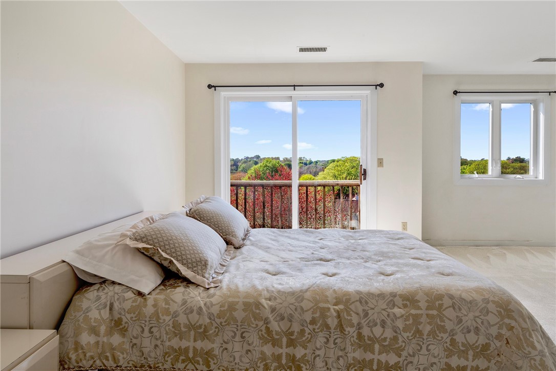 15 Hammersmith Road, Unit 19 Newport, RI 02840 - Photo 22 of 37