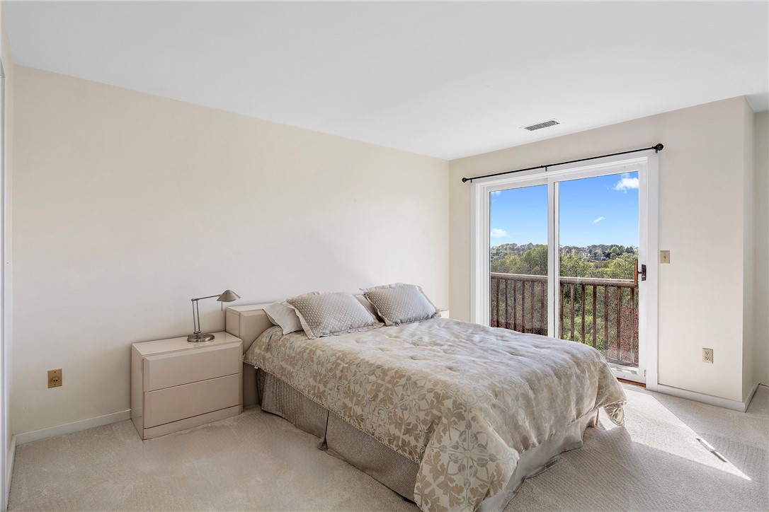 15 Hammersmith Road, Unit 19 Newport, RI 02840 - Photo 24 of 37