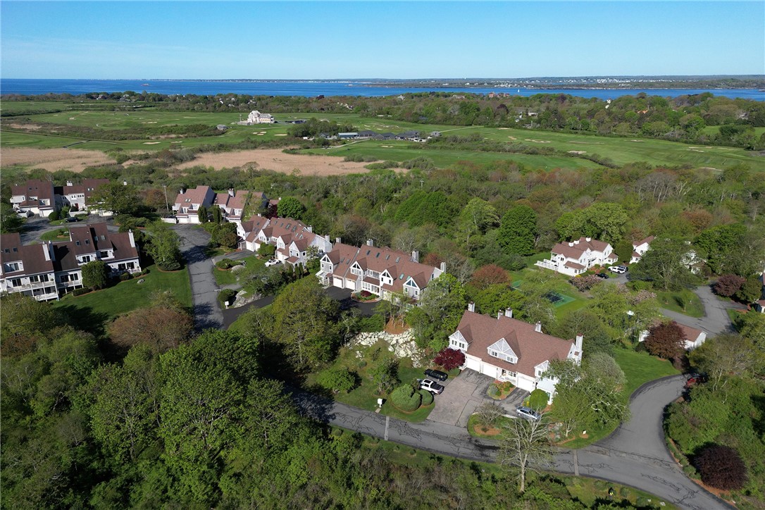 15 Hammersmith Road, Unit 19 Newport, RI 02840 - Photo 32 of 37