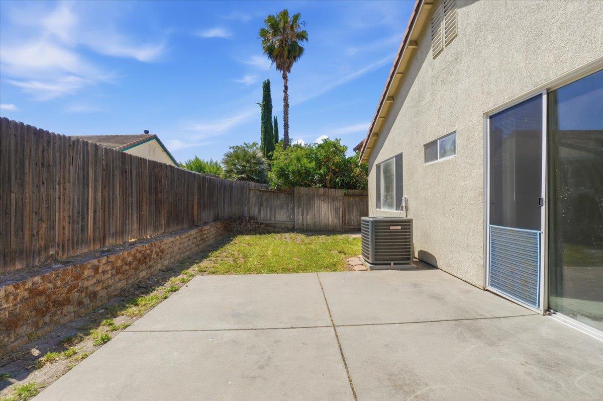 6820 Ranch House Way Citrus Heights, CA 95621 - Photo 31 of 34