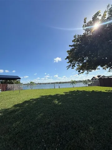 $3,300 | 19783 Northwest 64th Place, Hialeah, FL 33015