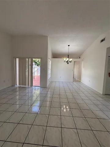 $3,300 | 19783 Northwest 64th Place, Hialeah, FL 33015