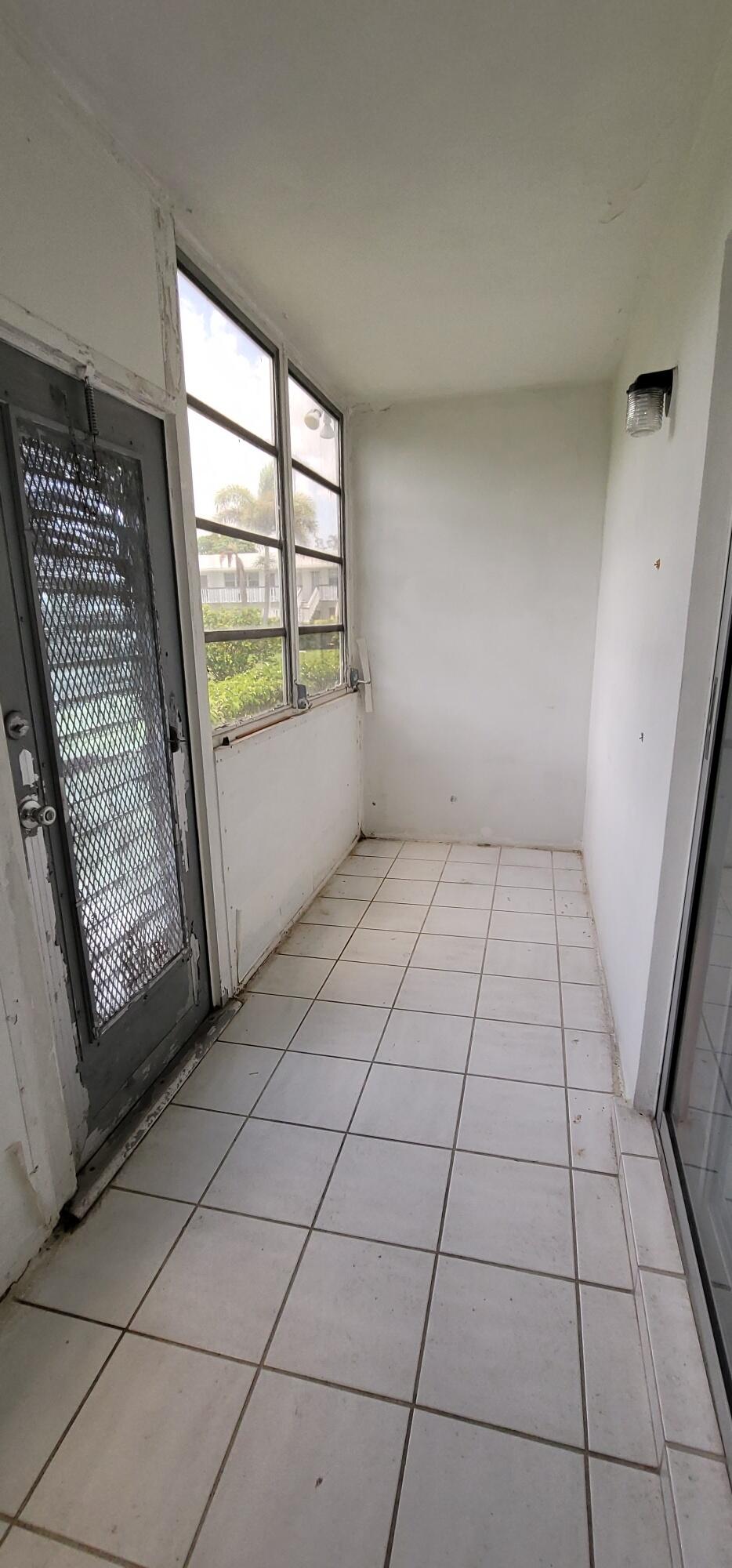 403 Windsor R West Palm Beach, FL 33417 - Photo 14 of 42 14