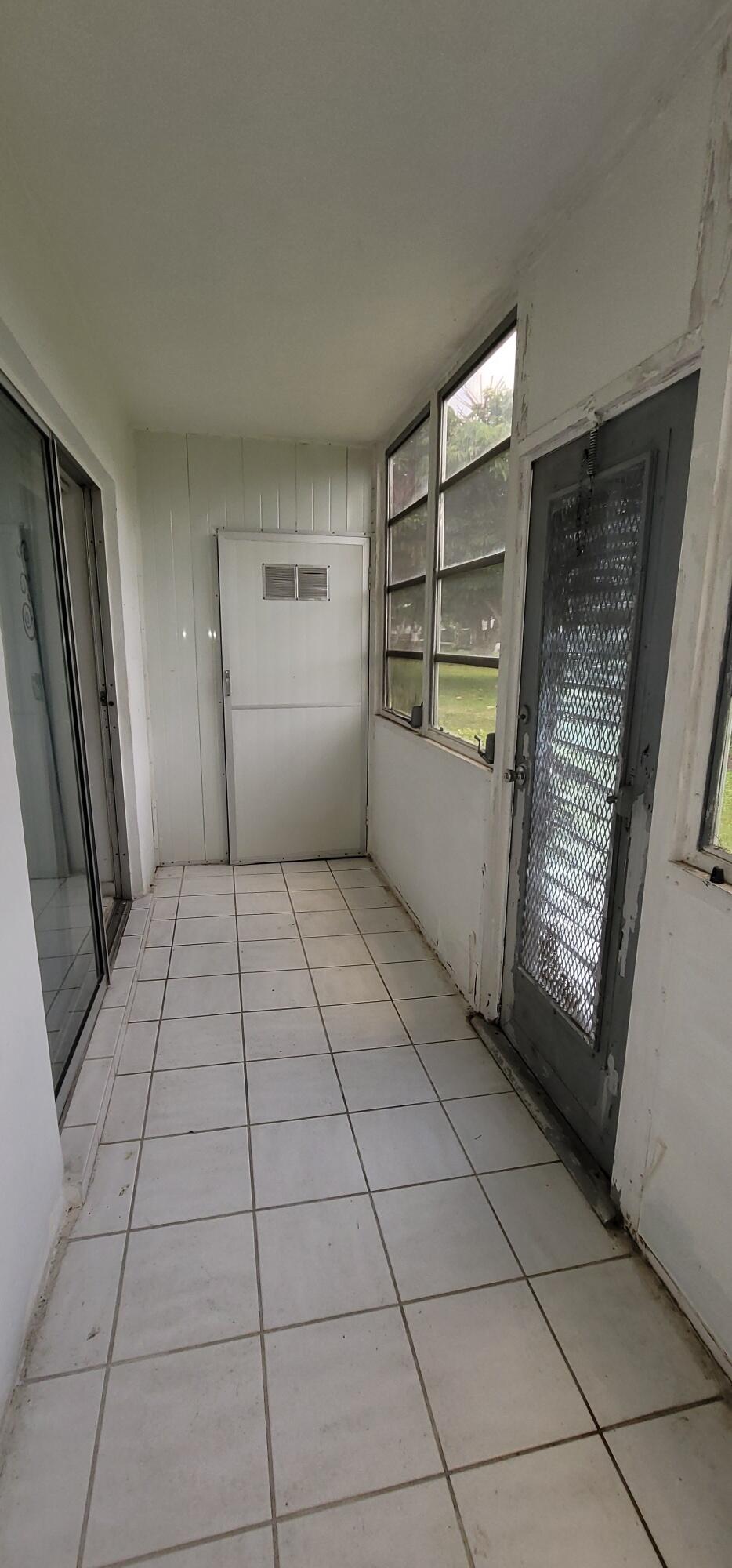 403 Windsor R West Palm Beach, FL 33417 - Photo 15 of 42 15