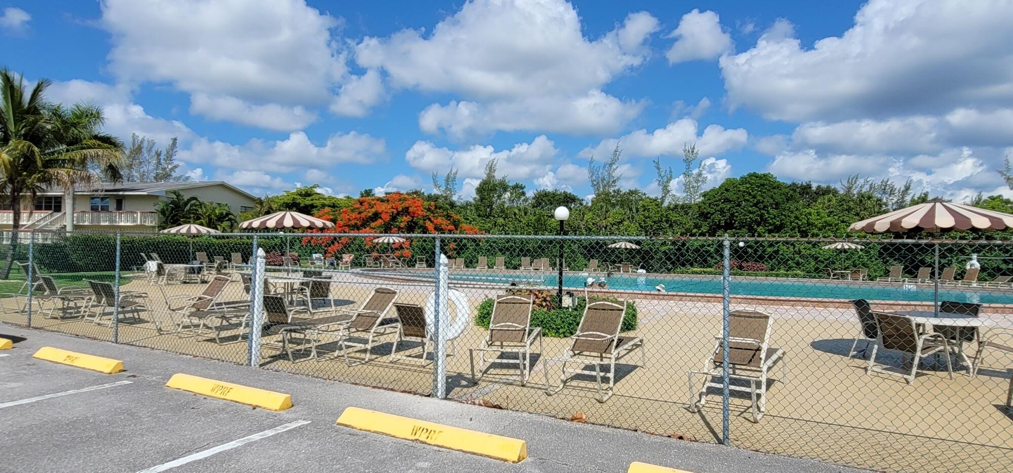 403 Windsor R West Palm Beach, FL 33417 - Photo 25 of 42 36