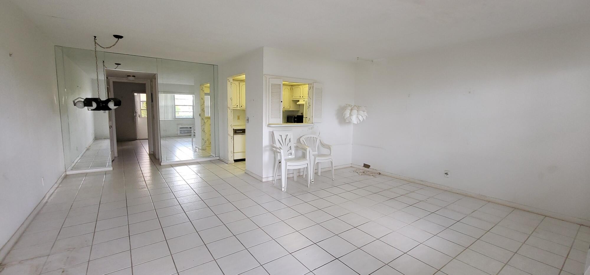 403 Windsor R West Palm Beach, FL 33417 - Photo 4 of 42 04