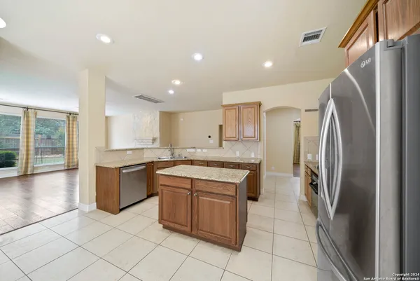 $2,650 | 431 Calm Springs, San Antonio, TX 78260