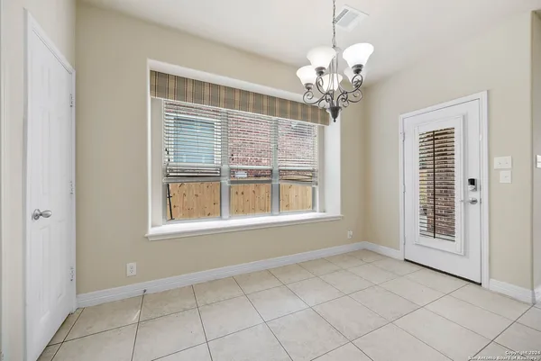 $2,650 | 431 Calm Springs, San Antonio, TX 78260