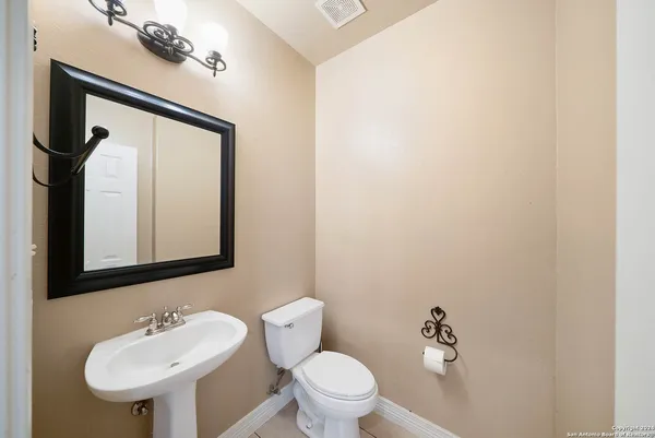 $2,650 | 431 Calm Springs, San Antonio, TX 78260