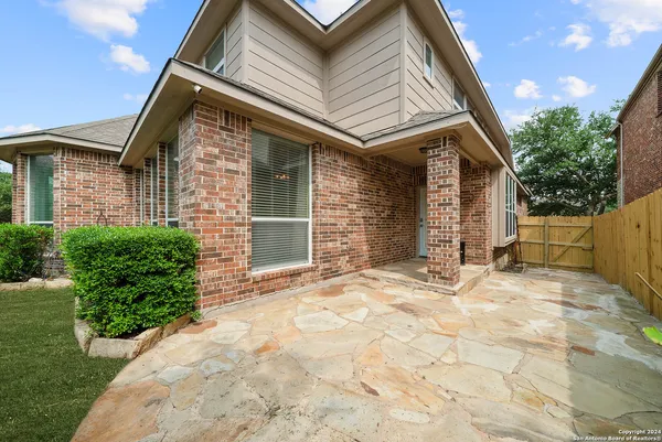 $2,650 | 431 Calm Springs, San Antonio, TX 78260