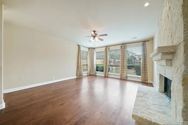 $2,650 | 431 Calm Springs, San Antonio, TX 78260